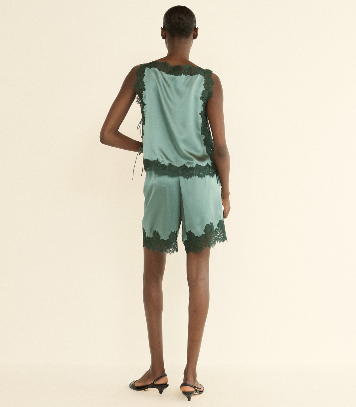 Irsa Short in Dulac Green - view 6